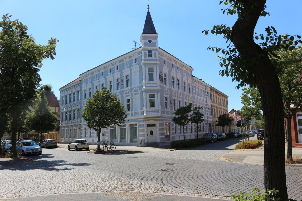 Hotel Haus Singer Wittenberge Esterno foto